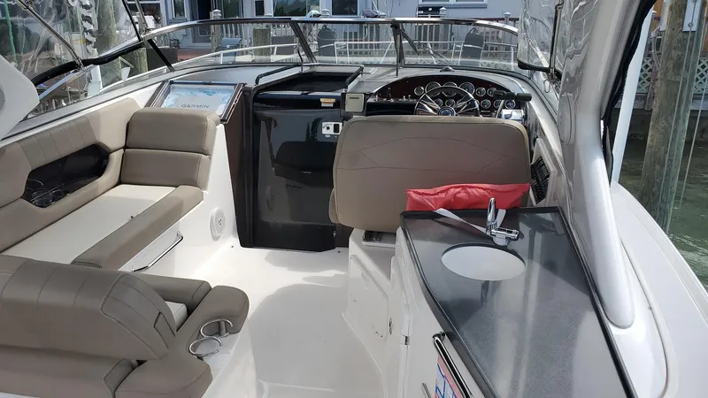 Slide: The Image of Regal 35 Express Cruiser 2013 - 156