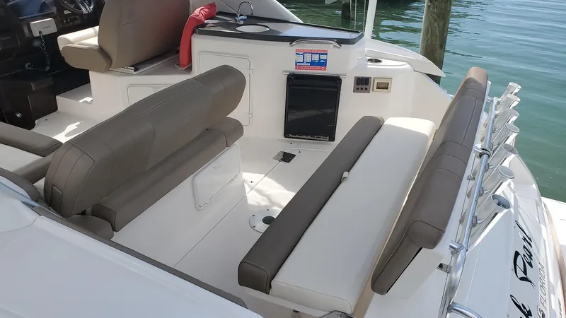 Slide: The Image of Regal 35 Express Cruiser 2013 - 157