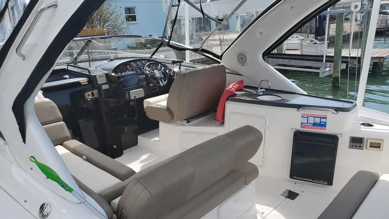 Slide: The Image of Regal 35 Express Cruiser 2013 - 167