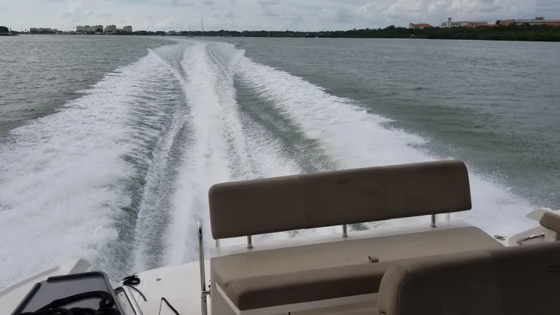 Slide: The Image of Regal 35 Express Cruiser 2013 - 90