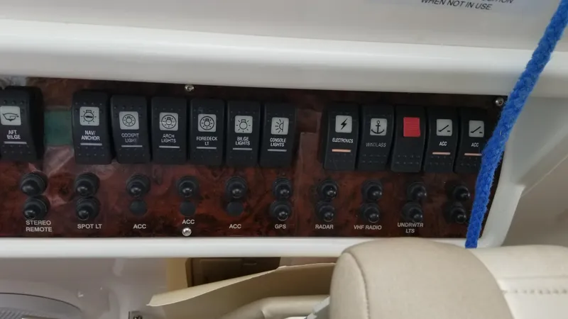 Slide: The Image of Regal 35 Express Cruiser 2013 - 98