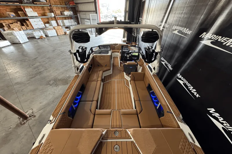 Slide: The Image of Nautique Super Air Nautique GS24 2025 - 14