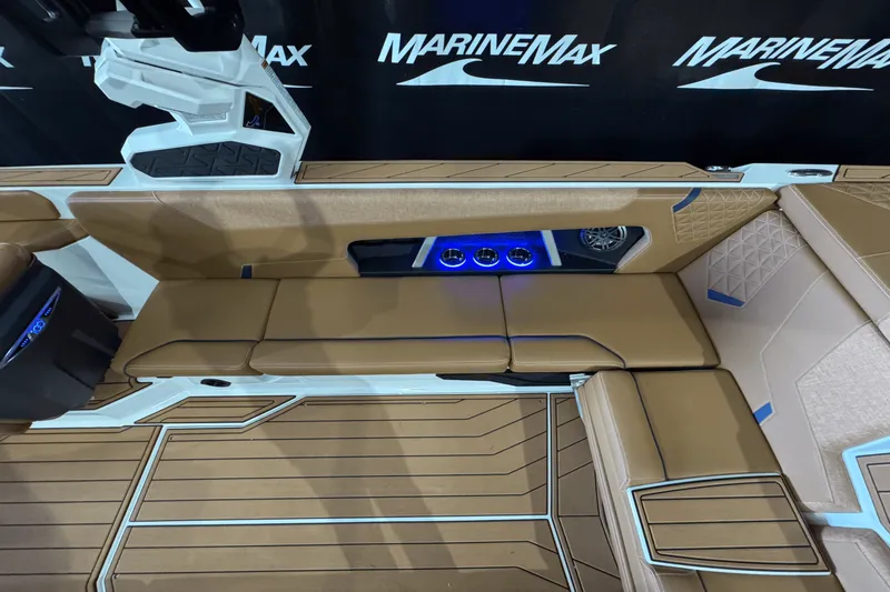 Slide: The Image of Nautique Super Air Nautique GS24 2025 - 19