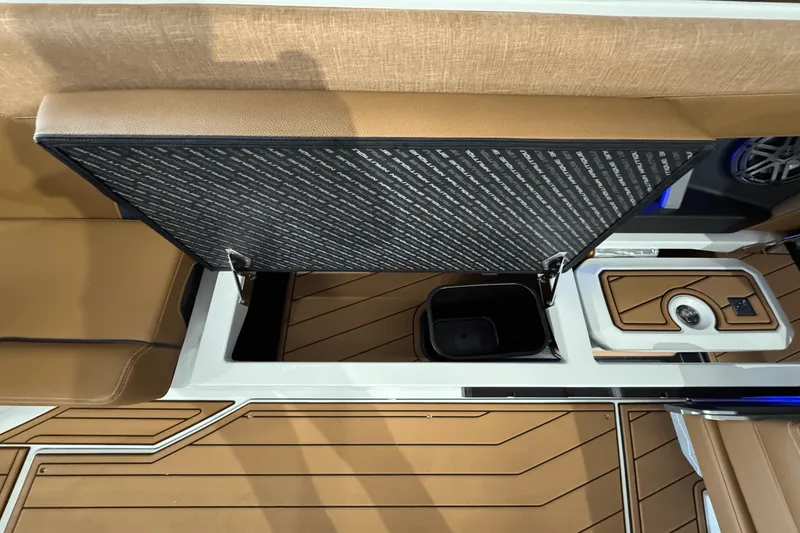 Slide: The Image of Nautique Super Air Nautique GS24 2025 - 21