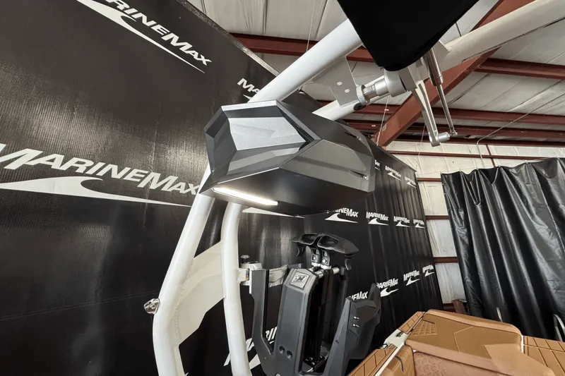 Slide: The Image of Nautique Super Air Nautique GS24 2025 - 34