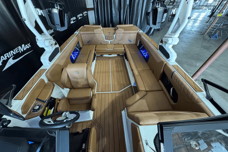 Slide: The Image of Nautique Super Air Nautique GS24 2025 - 48