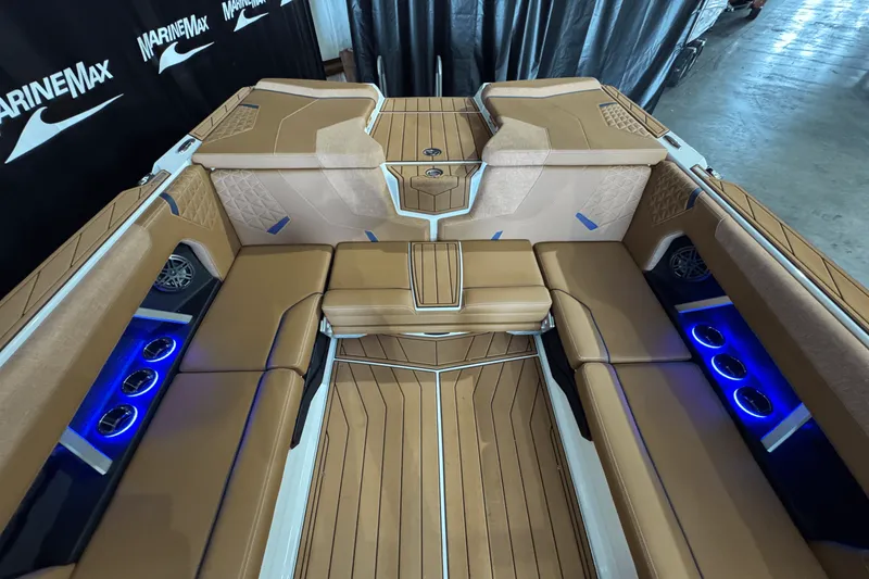 Slide: The Image of Nautique Super Air Nautique GS24 2025 - 49