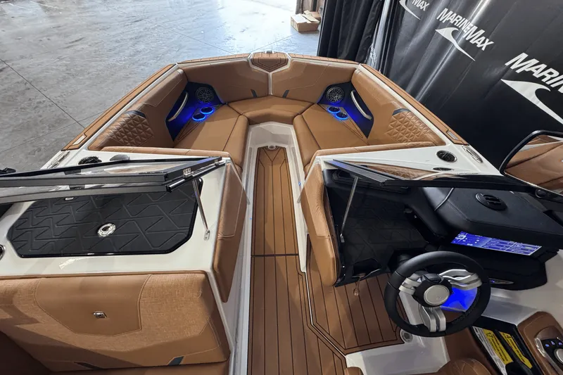 Slide: The Image of Nautique Super Air Nautique GS24 2025 - 50