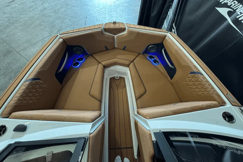 Slide: The Image of Nautique Super Air Nautique GS24 2025 - 52