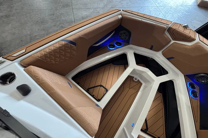 Slide: The Image of Nautique Super Air Nautique GS24 2025 - 54