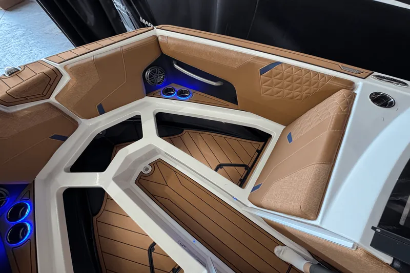 Slide: The Image of Nautique Super Air Nautique GS24 2025 - 55