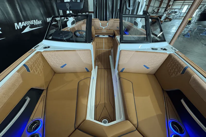 Slide: The Image of Nautique Super Air Nautique GS24 2025 - 59