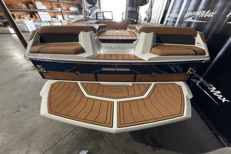 Slide: The Image of Nautique Super Air Nautique GS24 2025 - 7