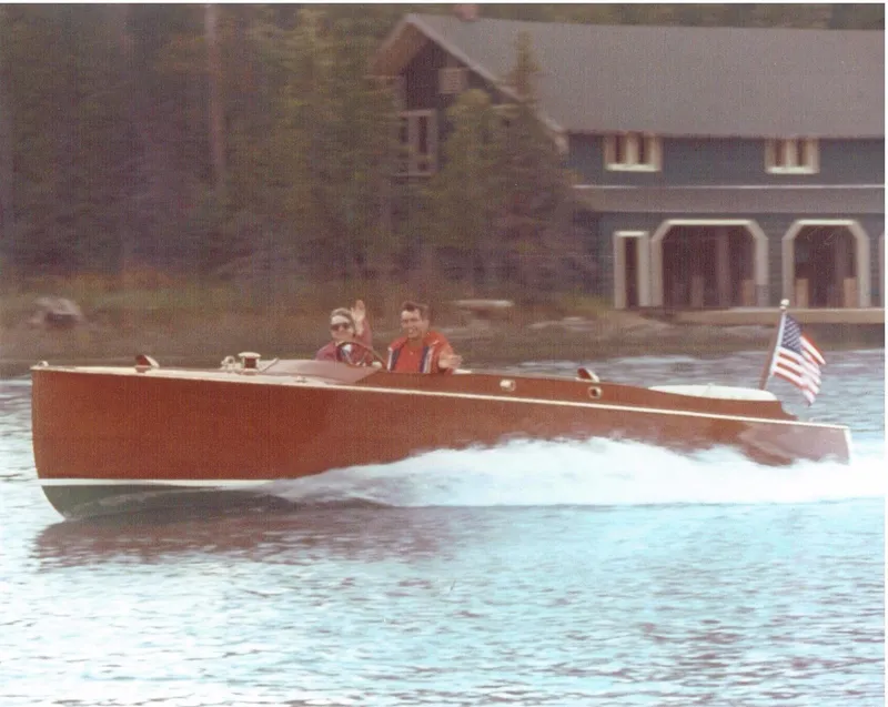 The Image of Great Lakes Boatbuilding runabouts 1925 - 0