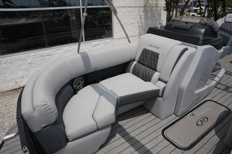 Slide: The Image of Harris 230 SOLSTICE 2022 - 8