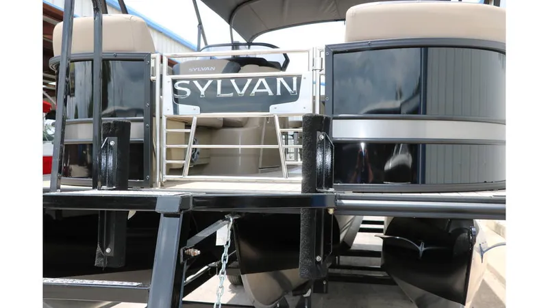 Slide: The Image of Sylvan L3 DLZ Bar Tri-Toon 2025 - 9