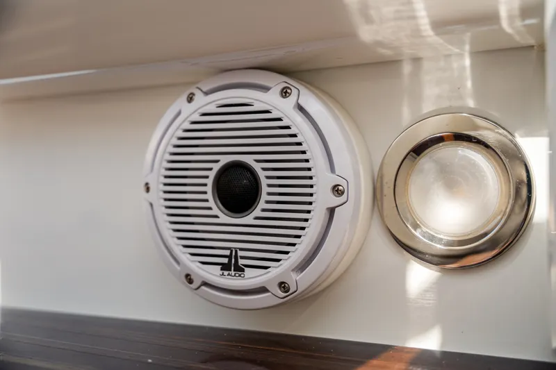 Slide: The Image of Riva 33 AQUARIVA GUCCI 2012 - 29