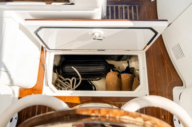 Slide: The Image of Riva 33 AQUARIVA GUCCI 2012 - 40