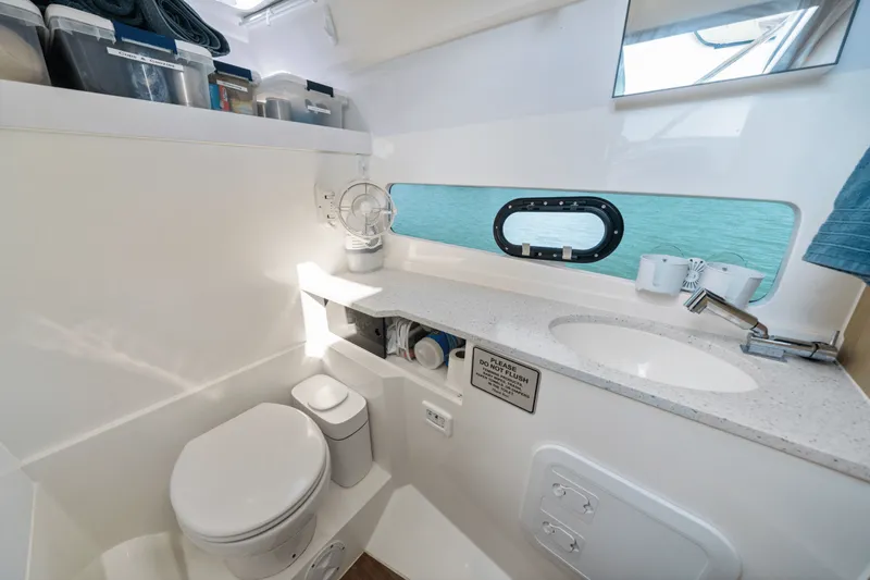 Slide: The Image of Aquila 32 2022 - 40