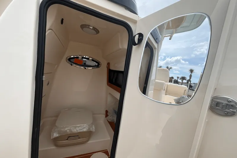 Slide: The Image of Grady-White 251 CE 2025 - 16