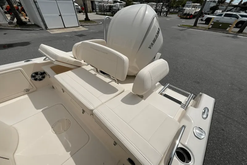 Slide: The Image of Grady-White 251 CE 2025 - 8