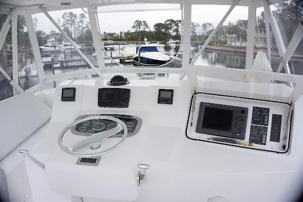 Slide: The Image of Viking 43 Convertible 2001 - 8