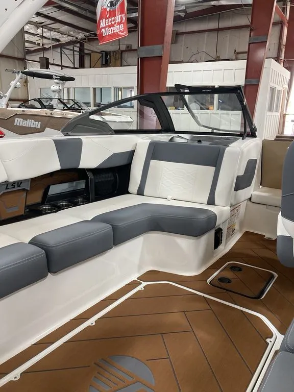 Slide: The Image of Malibu 23 LSV 2026 - 3