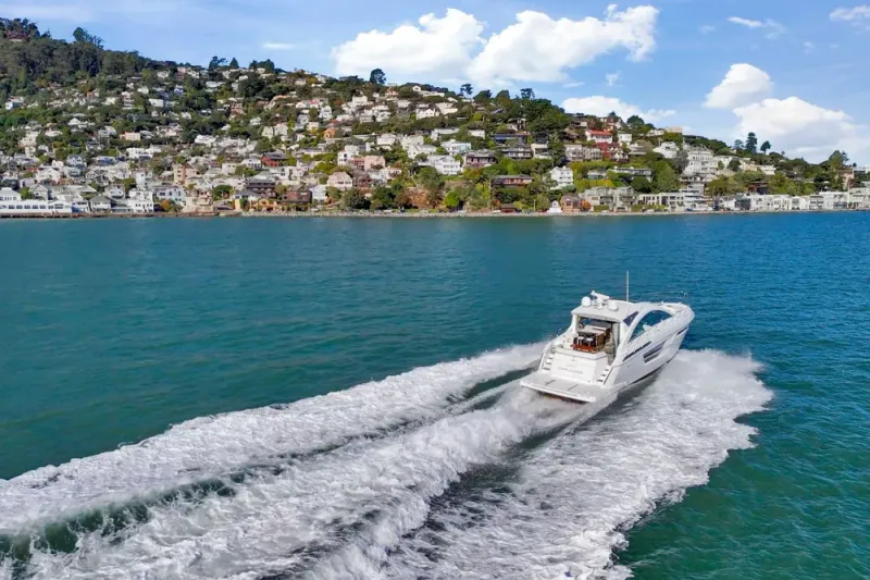 Slide: The Image of Cruisers 54 Cantius 2019 - 111