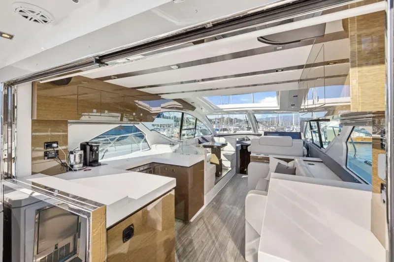 Slide: The Image of Cruisers 54 Cantius 2019 - 24
