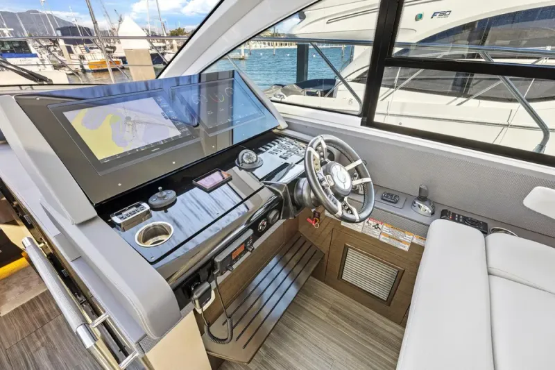 Slide: The Image of Cruisers 54 Cantius 2019 - 36