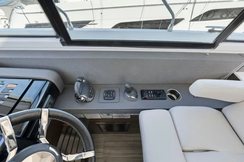 Slide: The Image of Cruisers 54 Cantius 2019 - 37