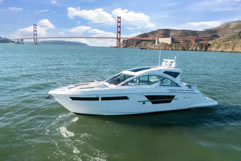 Slide: The Image of Cruisers 54 Cantius 2019 - 87