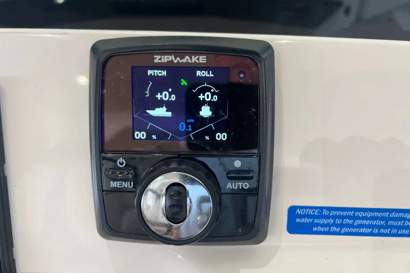 Slide: The Image of Scout 425 LXF 2023 - 75