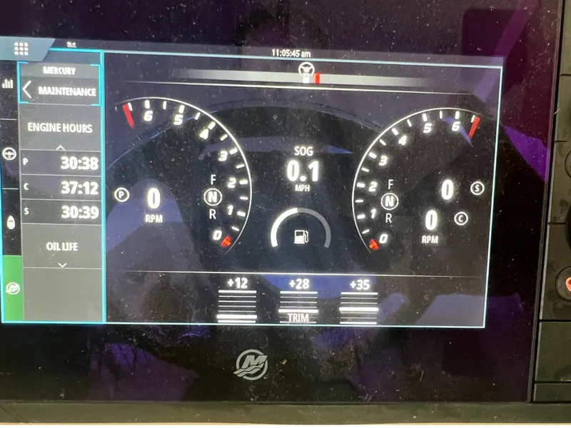 Slide: The Image of Scout 425 LXF 2023 - 26