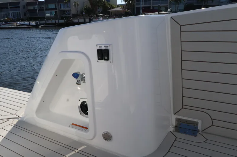 Slide: The Image of Cruisers 38 VTR EC 2026 - 27