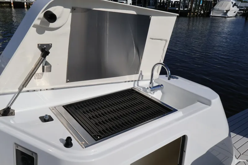 Slide: The Image of Cruisers 38 VTR EC 2026 - 32