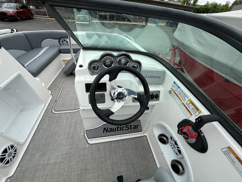 Slide: The Image of NauticStar 203 DC 2023 - 11