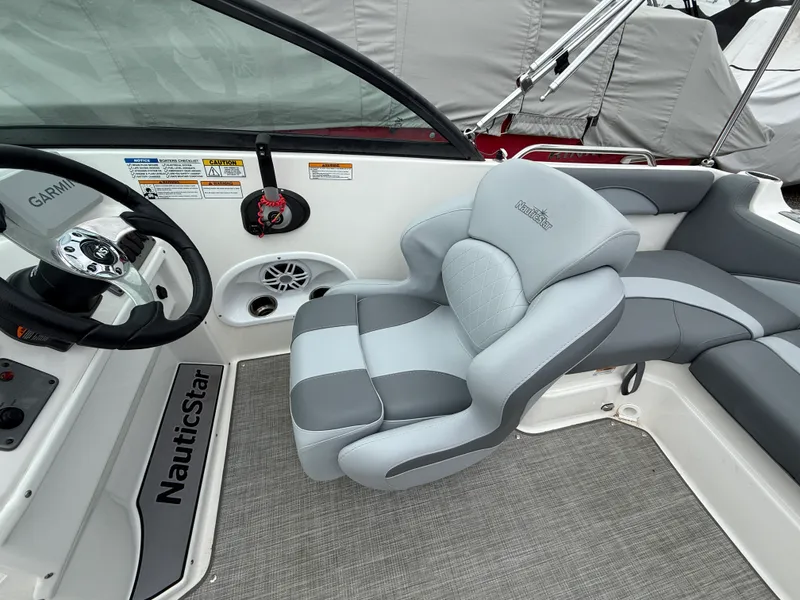 Slide: The Image of NauticStar 203 DC 2023 - 12