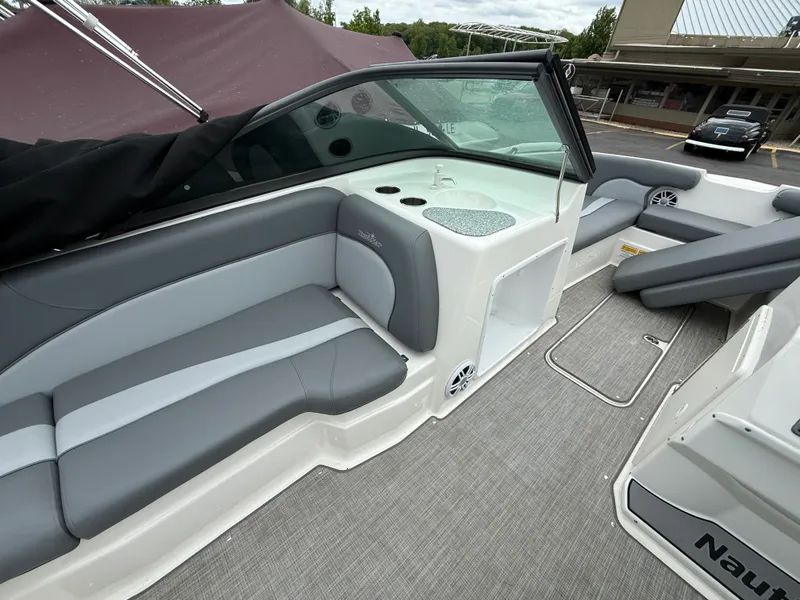 Slide: The Image of NauticStar 203 DC 2023 - 13