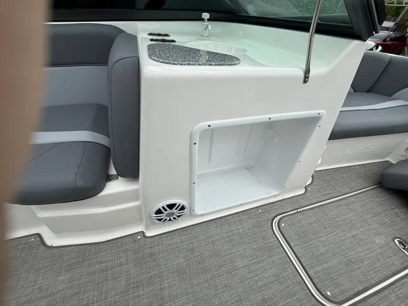 Slide: The Image of NauticStar 203 DC 2023 - 15