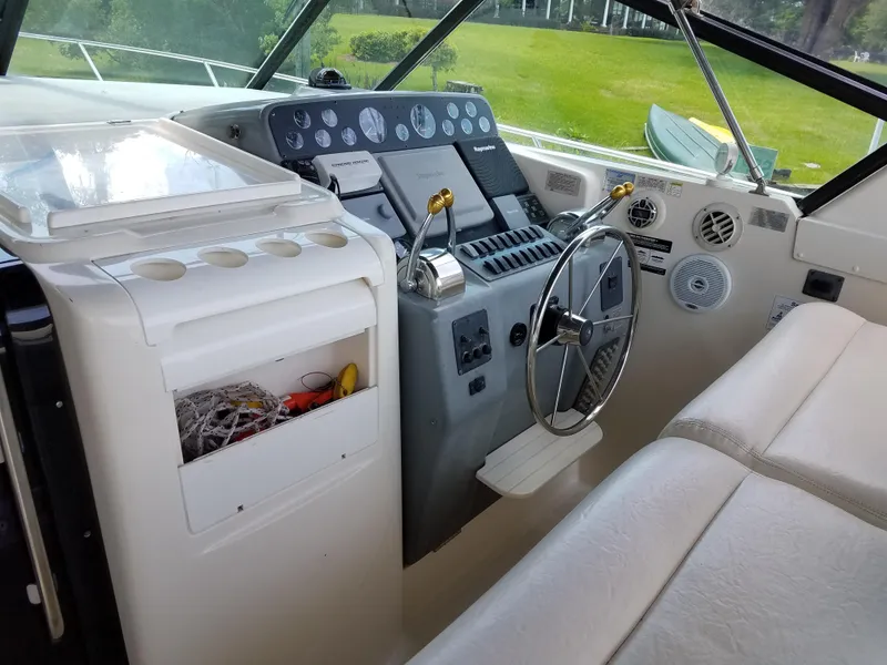 Slide: The Image of Helm w/electric seat - 15