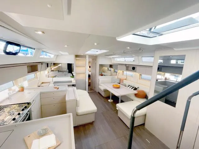 Slide: The Image of 2024 Beneteau 51.1 - Interior - 10