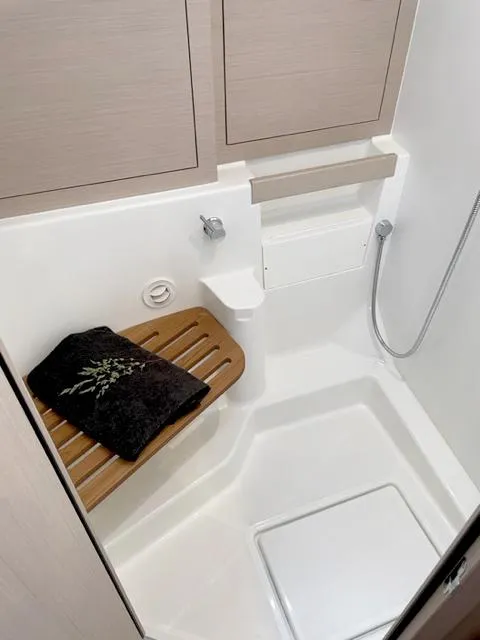 Slide: The Image of 2024 Beneteau 51.1 - Head - 18