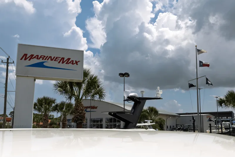 Slide: The Image of Saxdor 320 GTO 2025 - 21