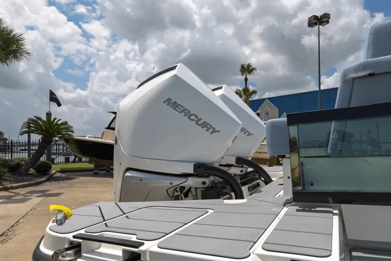 Slide: The Image of Saxdor 320 GTO 2025 - 6