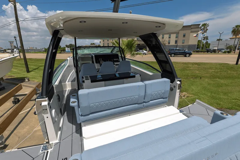 Slide: The Image of Saxdor 320 GTO 2025 - 9