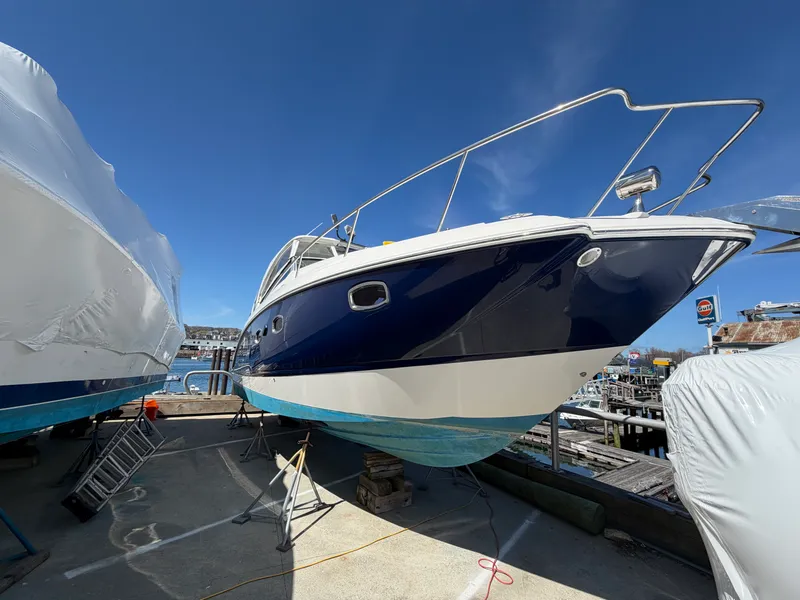 Slide: The Image of Chaparral 330 SIGNATURE 2014 - 1