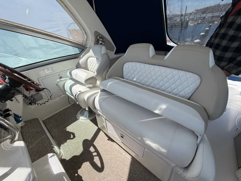 Slide: The Image of Chaparral 330 SIGNATURE 2014 - 11