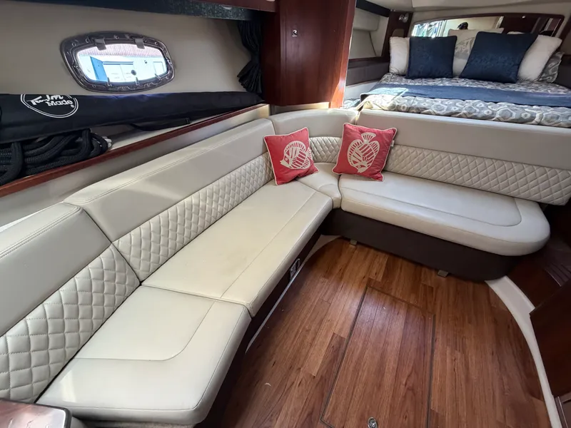 Slide: The Image of Chaparral 330 SIGNATURE 2014 - 14