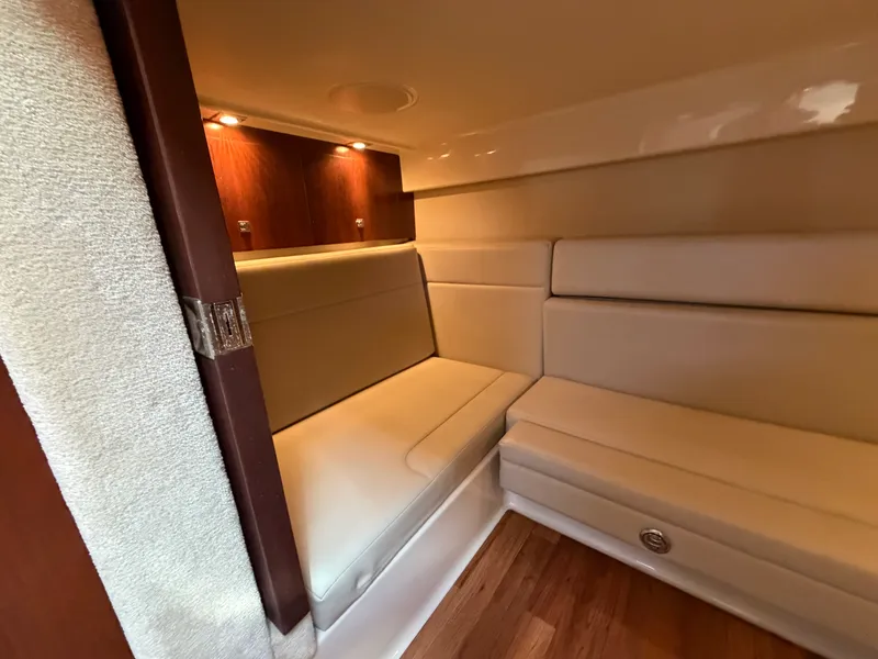 Slide: The Image of Chaparral 330 SIGNATURE 2014 - 20